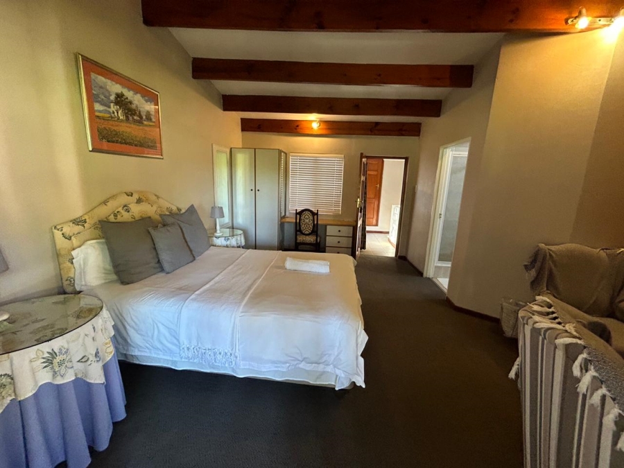 9 Bedroom Property for Sale in Nahoon Eastern Cape